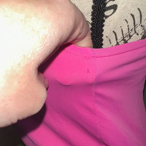 Hapari Bright Pink Halter Tank Top - Picture 4 of 8